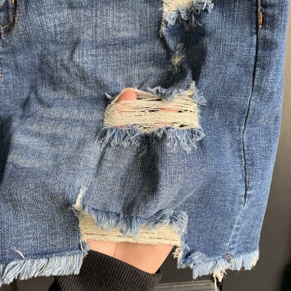 Judy Blue Shorts Womens X-Large Blue Denim Distressed Raw Hem Frayed Stretch - Picture 5 of 11